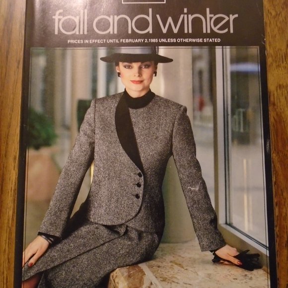 1984 SEARS CANADA, FALL AND WINTER, DEPARTMENT STORE CATALOG. RARE!!! - Picture 2 of 7